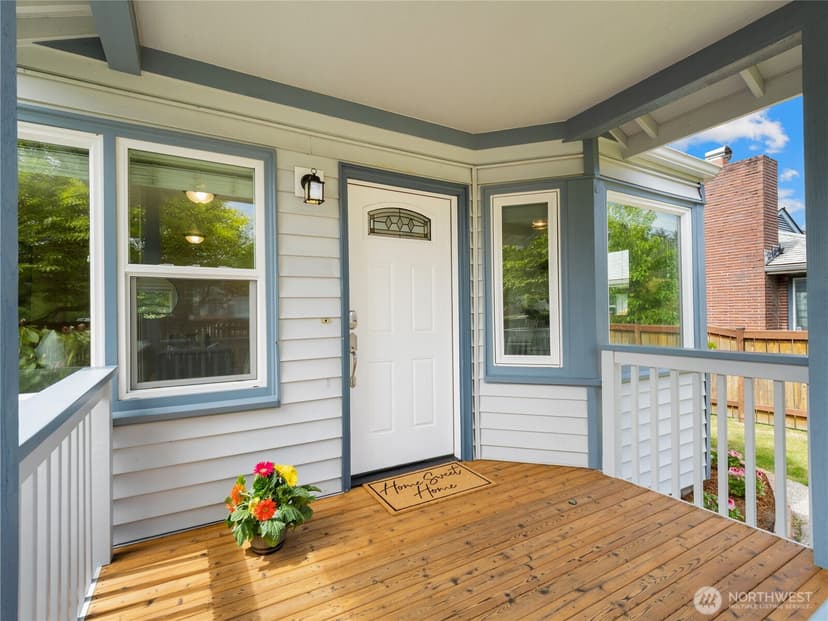 Property photo for 2402 N Stevens Street, Tacoma photo 3