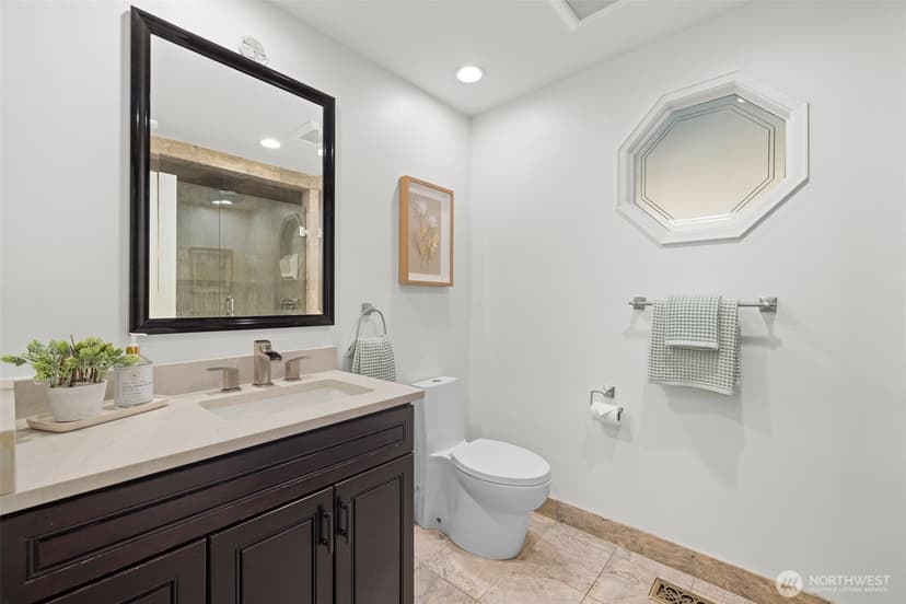 Property photo for 8533 SE 76th Place, Mercer Island photo 9