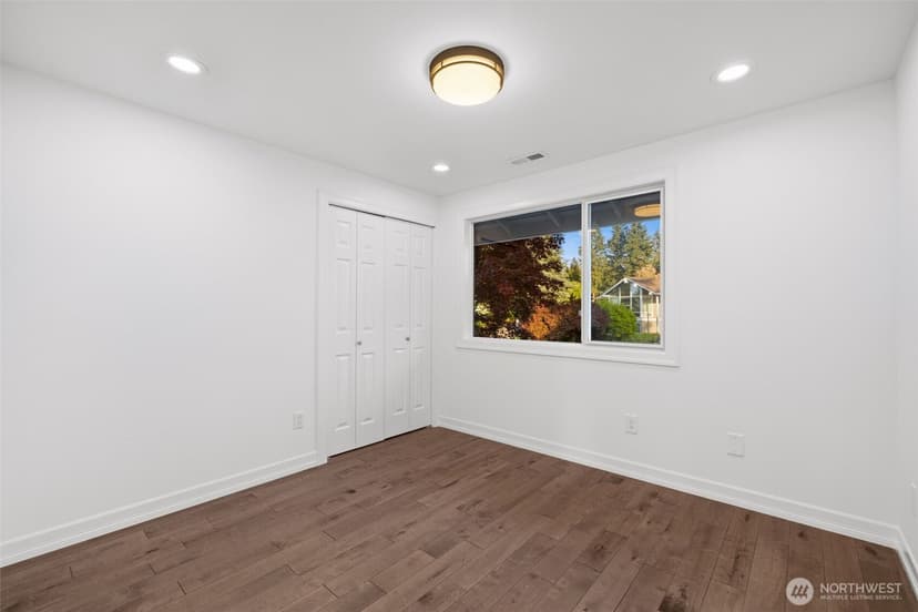 Property photo for 8533 SE 76th Place, Mercer Island photo 16