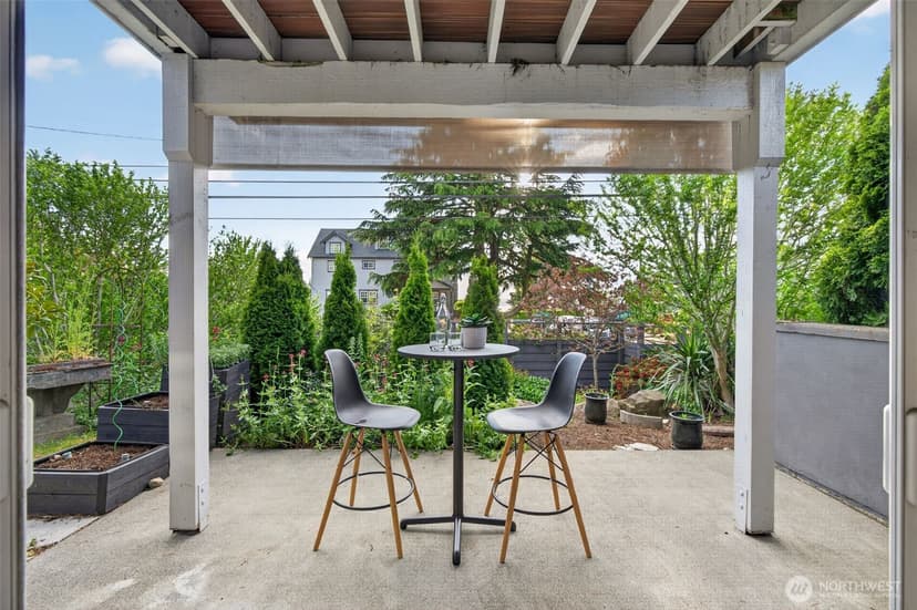 Property photo for 7700 California Avenue SW, Seattle photo 5