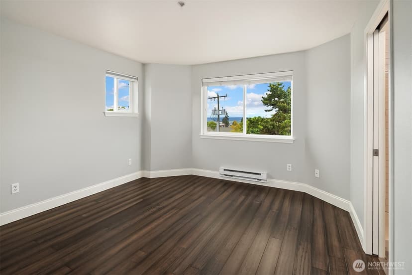Property photo for 1818 18th Avenue #204, Seattle photo 10