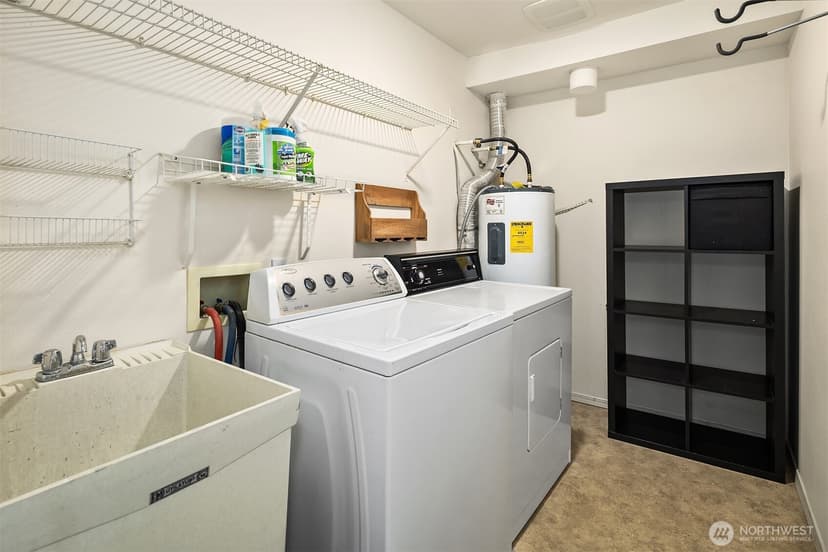 Property photo for 1818 18th Avenue #204, Seattle photo 17