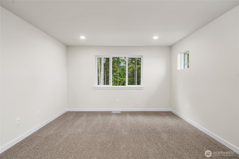 Property photo for 13910 208th Avenue E, Bonney Lake photo 19