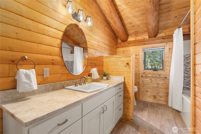 Property photo for 1831 Cottontail Lane, Chelan photo 32