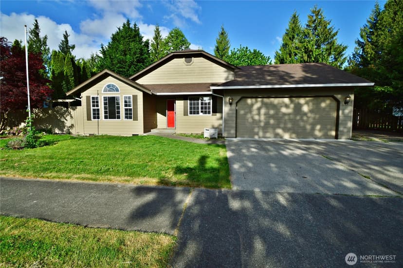 Property photo for 910 11th Street SE, Puyallup