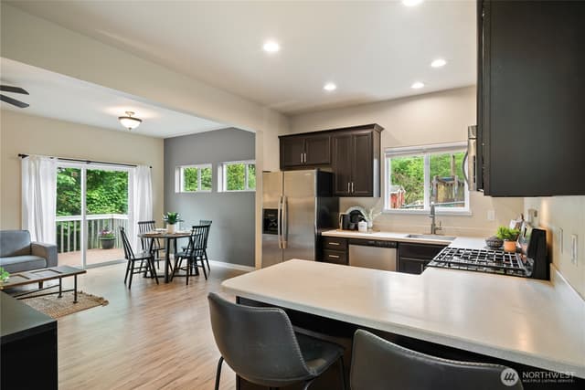 Property photo for 7270 E Grandview Street, Port Orchard photo 5