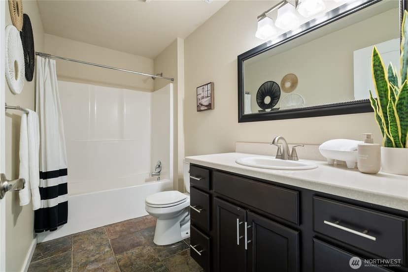 Property photo for 7270 E Grandview Street, Port Orchard photo 32