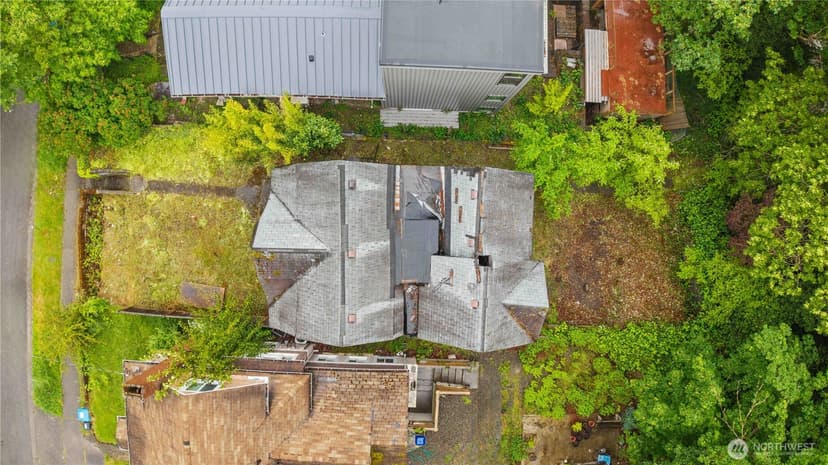 Property photo for 4563 33rd Avenue S, Seattle photo 23