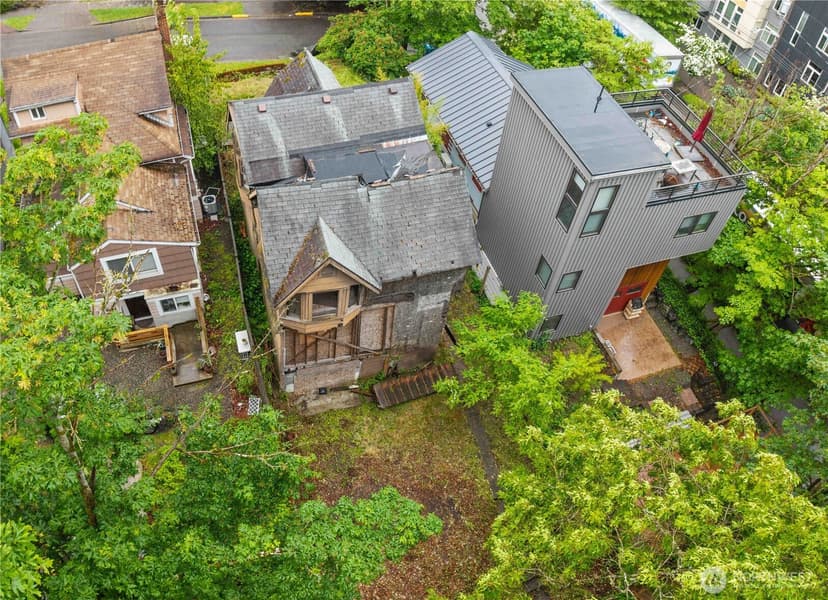 Property photo for 4563 33rd Avenue S, Seattle photo 24