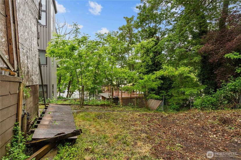 Property photo for 4563 33rd Avenue S, Seattle photo 18