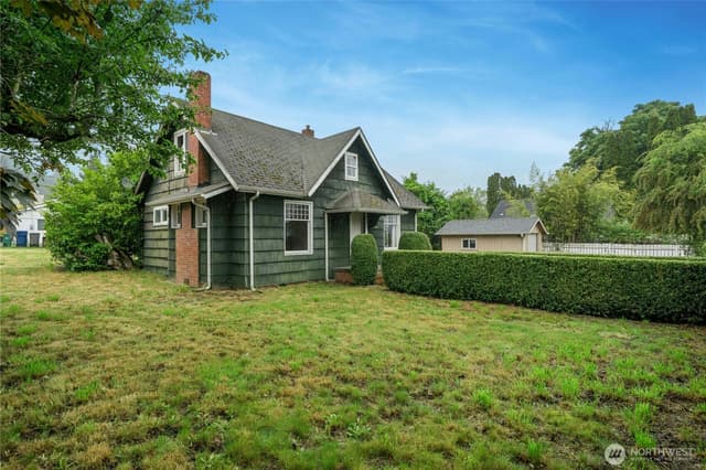 Property photo for 11815 85th Avenue S, Seattle photo 5