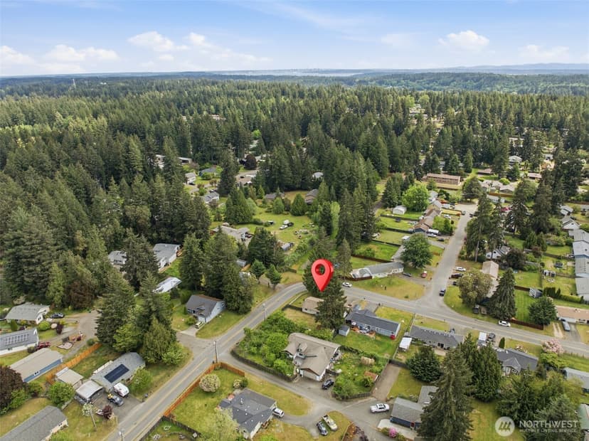 Property photo for 3610 Branson Dr SE, Port Orchard photo 6