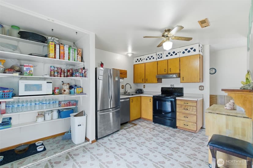 Property photo for 3610 Branson Dr SE, Port Orchard photo 27