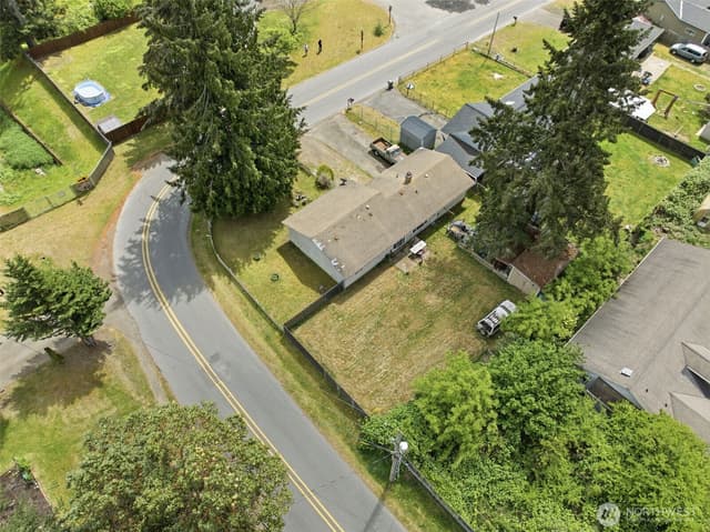 Property photo for 3610 Branson Dr SE, Port Orchard photo 4