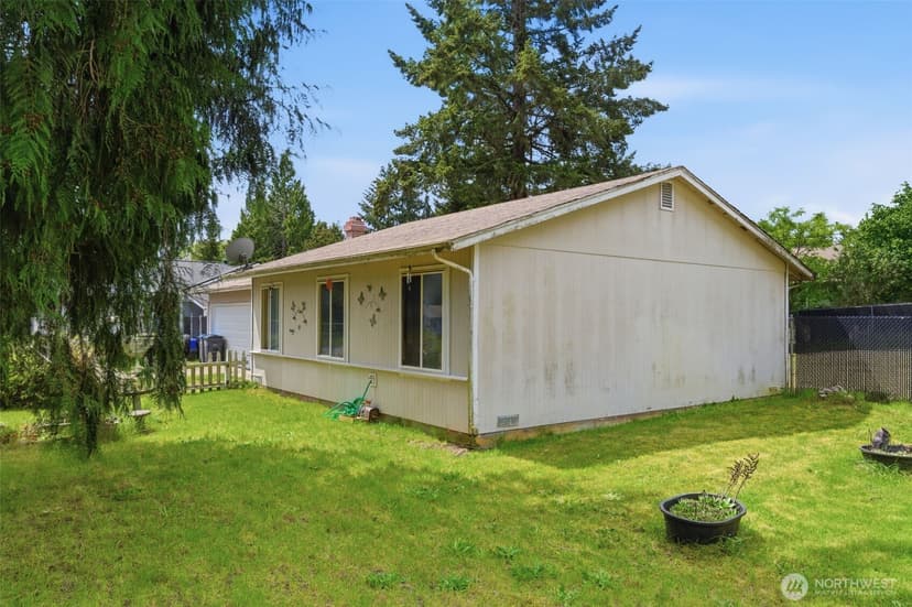 Property photo for 3610 Branson Dr SE, Port Orchard photo 15