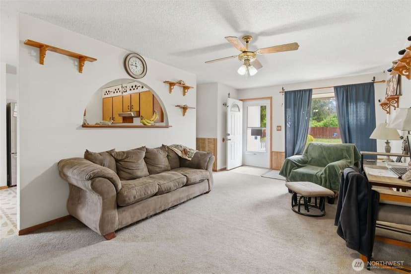 Property photo for 3610 Branson Dr SE, Port Orchard photo 28