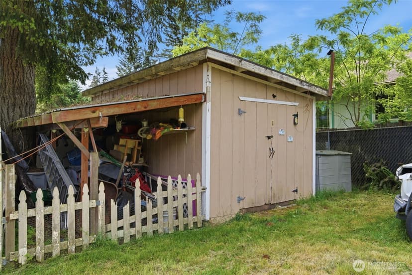 Property photo for 3610 Branson Dr SE, Port Orchard photo 11