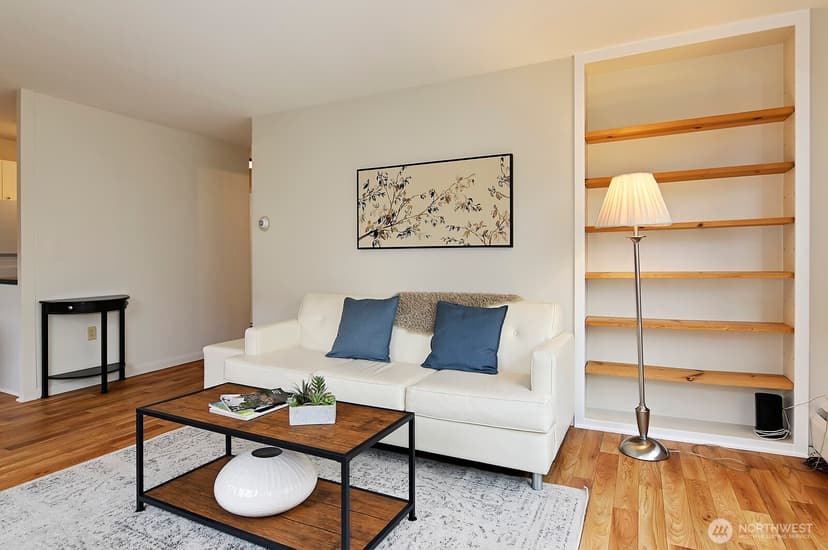 Property photo for 1200 Boylston Avenue #304, Seattle photo 15