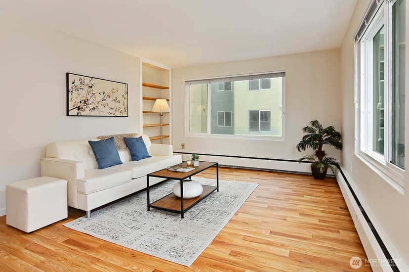 Property photo for 1200 Boylston Avenue #304, Seattle photo 3
