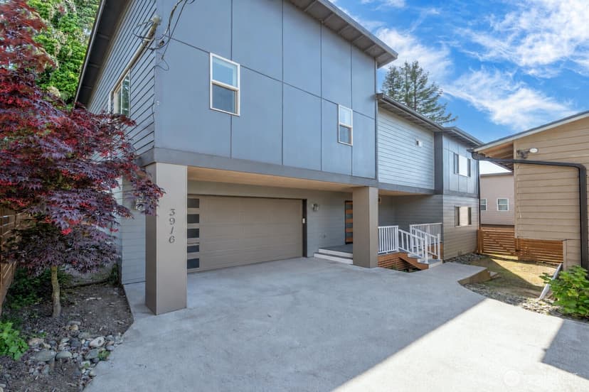 Property photo for 3916 148th Street SW, Lynnwood