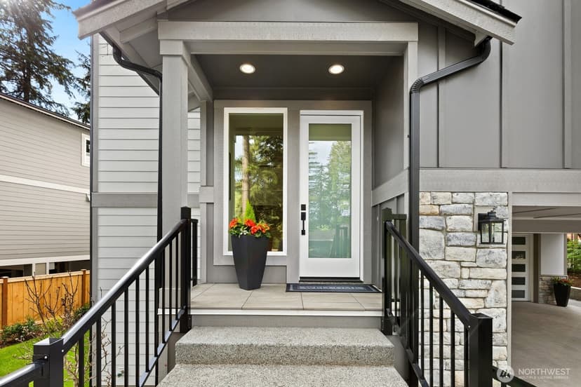 Property photo for 815 130th Avenue NE, Bellevue photo 33