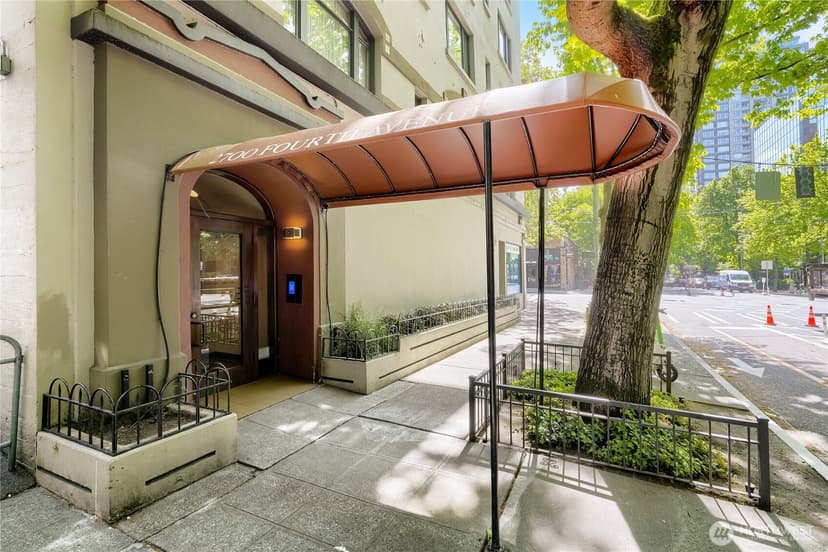 Property photo for 2700 4th Avenue #301, Seattle