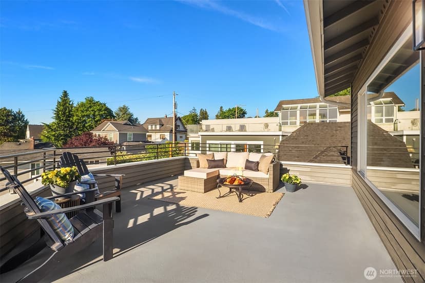 Property photo for 2112 N 64th Street, Seattle photo 31