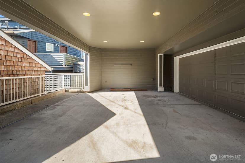 Property photo for 2112 N 64th Street, Seattle photo 39