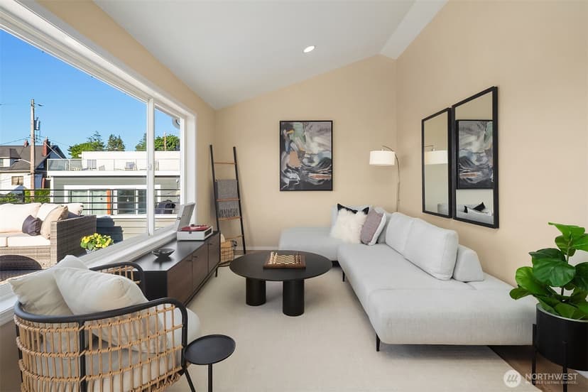 Property photo for 2112 N 64th Street, Seattle photo 20