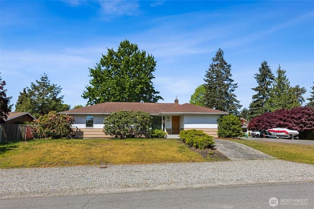 Property photo for 14205 11th Avenue SW, Burien photo 2