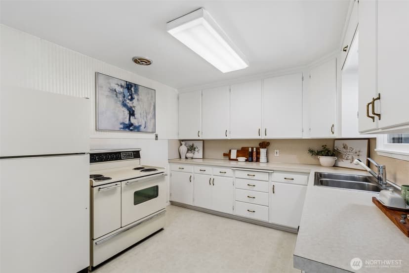 Property photo for 14205 11th Avenue SW, Burien photo 7