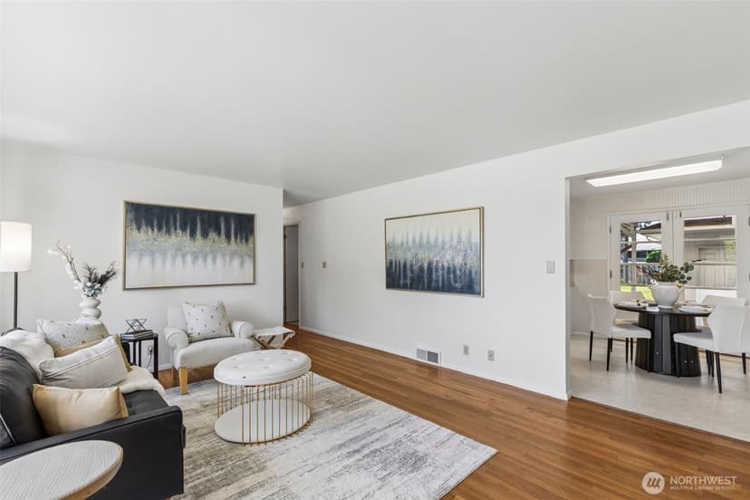 Property photo for 14205 11th Avenue SW, Burien photo 3