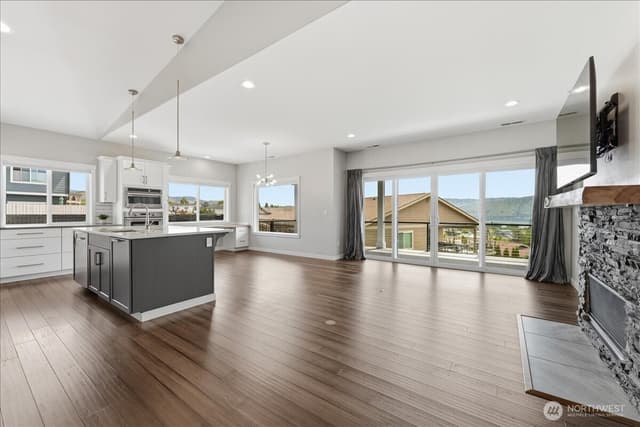Property photo for 47 Terrace Drive, Manson photo 3