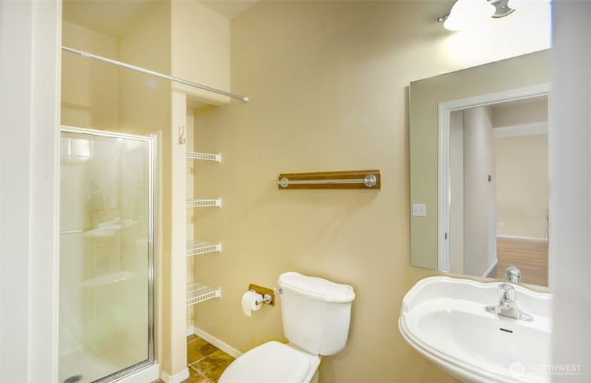 Property photo for 5709 119th Place NE, Marysville photo 11