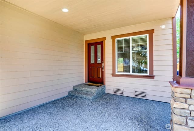 Property photo for 5709 119th Place NE, Marysville photo 4