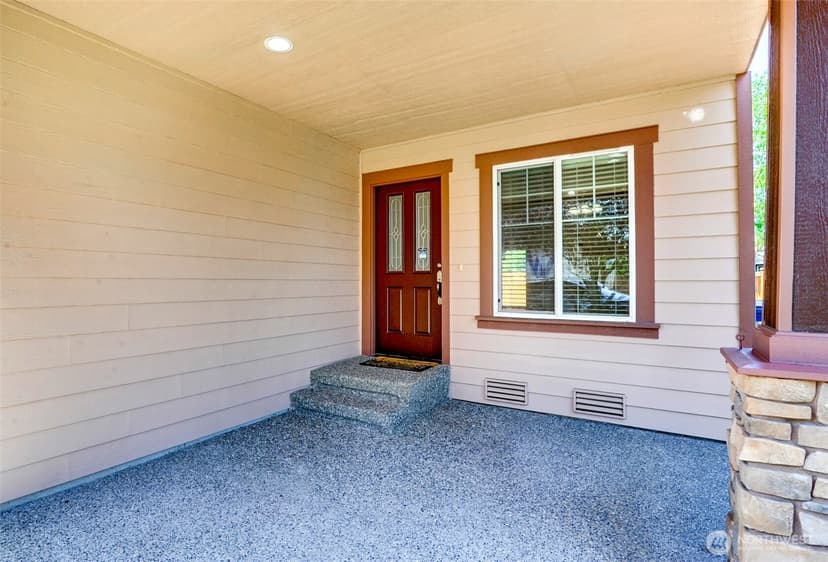 Property photo for 5709 119th Place NE, Marysville photo 4