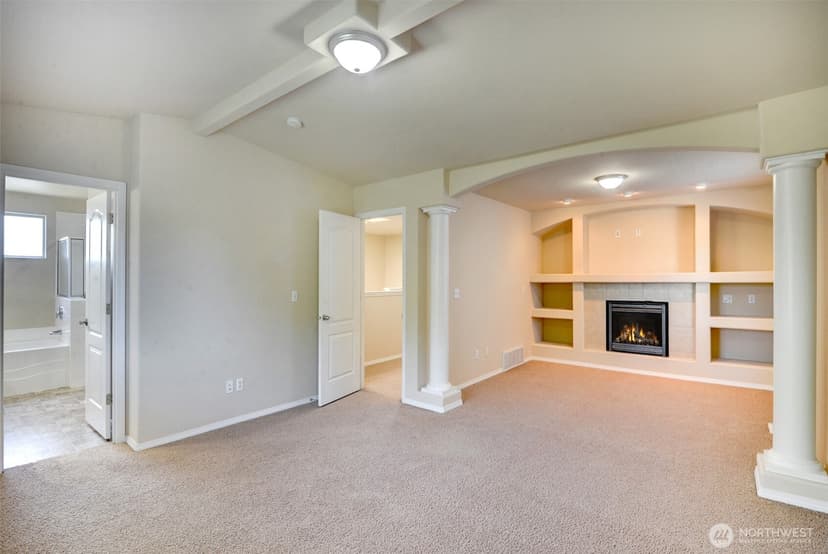 Property photo for 5709 119th Place NE, Marysville photo 27