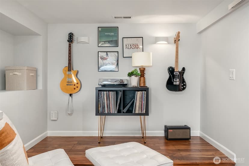 Property photo for 601 Fullerton Avenue, Seattle photo 15