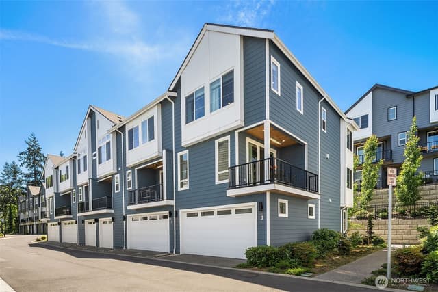 Property photo for 18829 67th Drive NE #1, Kenmore