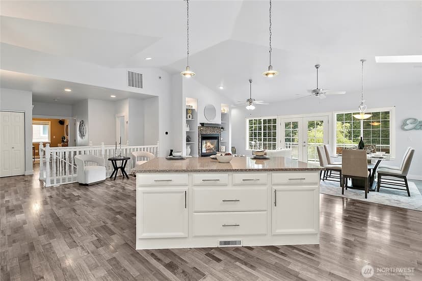 Property photo for 18714 McGhee Drive E, Bonney Lake photo 8