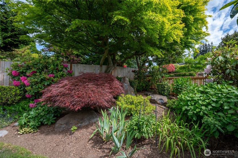Property photo for 2806 SW 167 Place, Burien photo 11