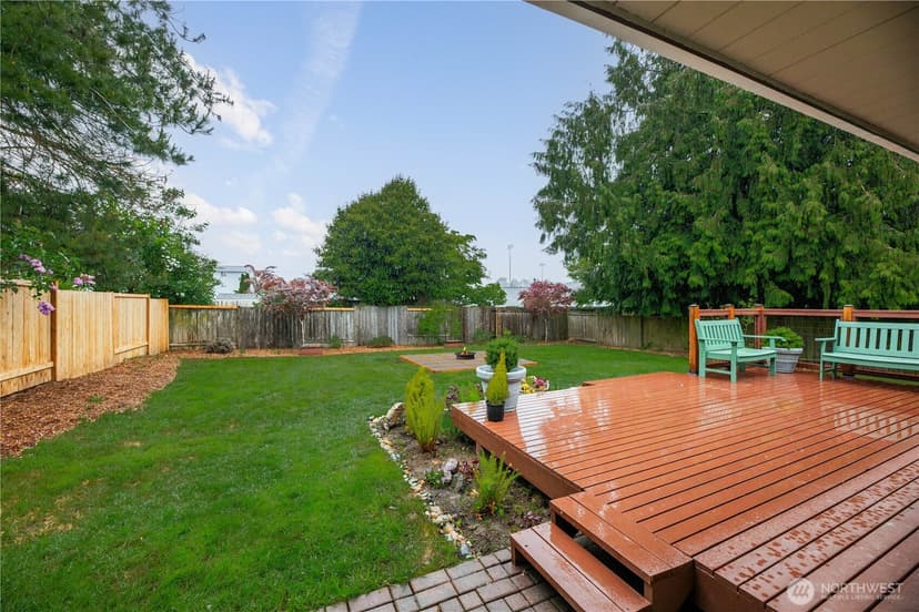 Property photo for 2301 Jade Avenue, Everett photo 25