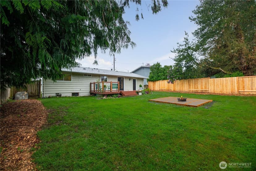 Property photo for 2301 Jade Avenue, Everett photo 28