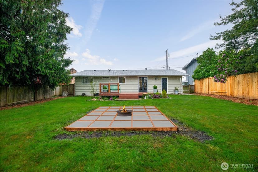 Property photo for 2301 Jade Avenue, Everett photo 27