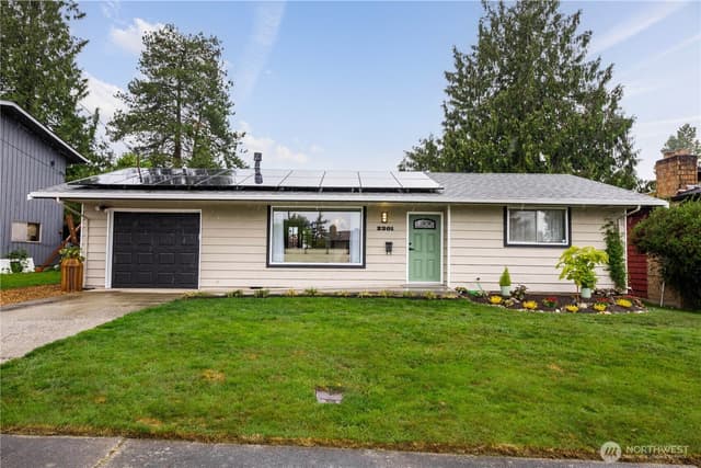 Property photo for 2301 Jade Avenue, Everett