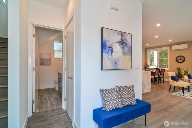 Property photo for 2336 B 23rd Avenue S, Seattle photo 2