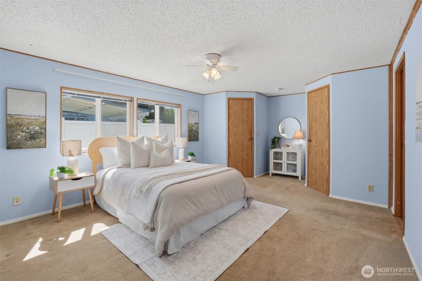 Property photo for 24324 9th Avenue W, Bothell photo 16