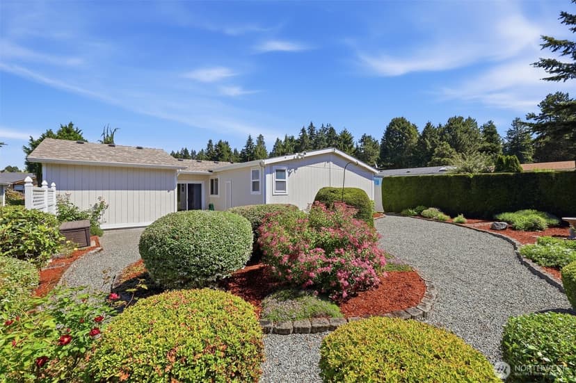 Property photo for 24324 9th Avenue W, Bothell photo 25