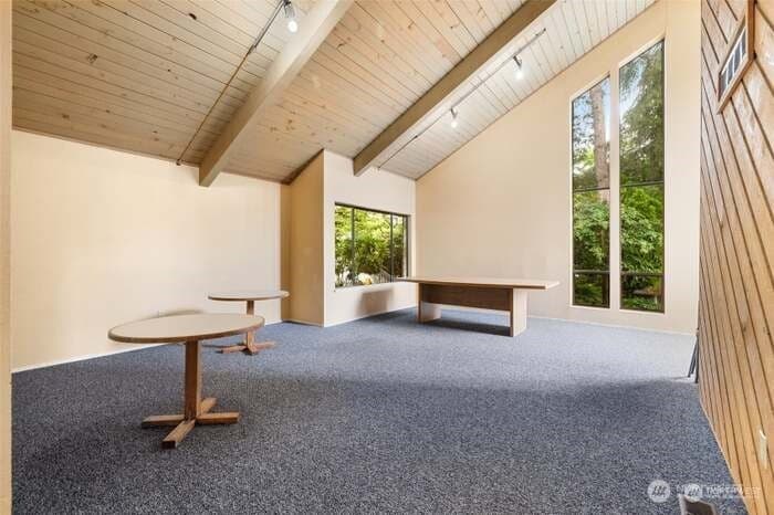 Property photo for 10840 NE 35th Place #2, Bellevue photo 32