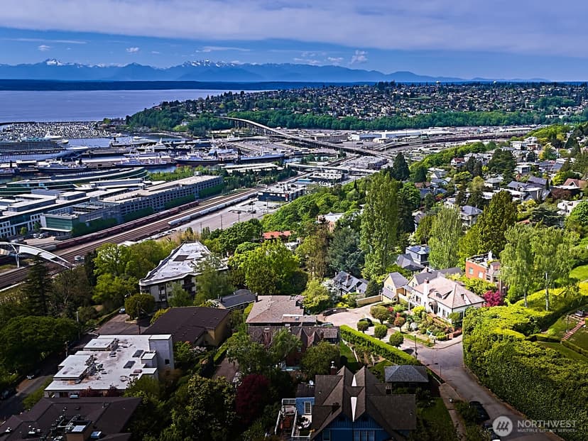 Property photo for 700 W Prospect Street, Seattle photo 39